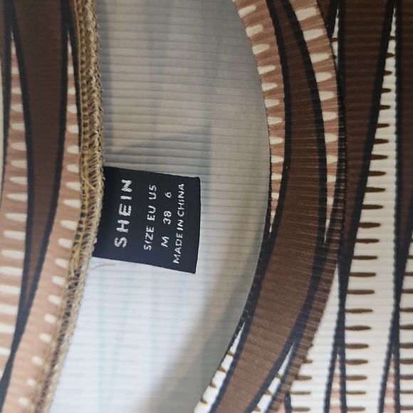 SHEIN Brown and Cream Patterned Long Sleeve Top - Picture 2 of 5